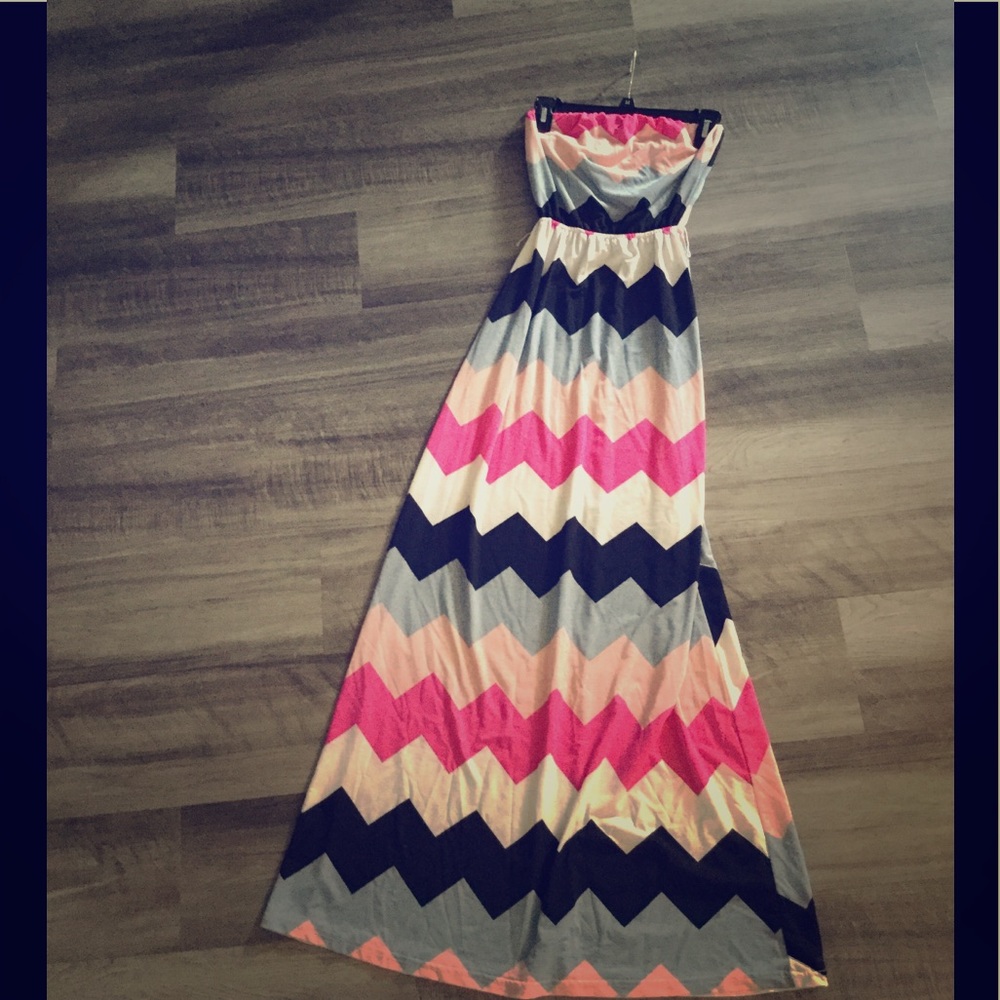 Chevron maxi dress RUE 21
